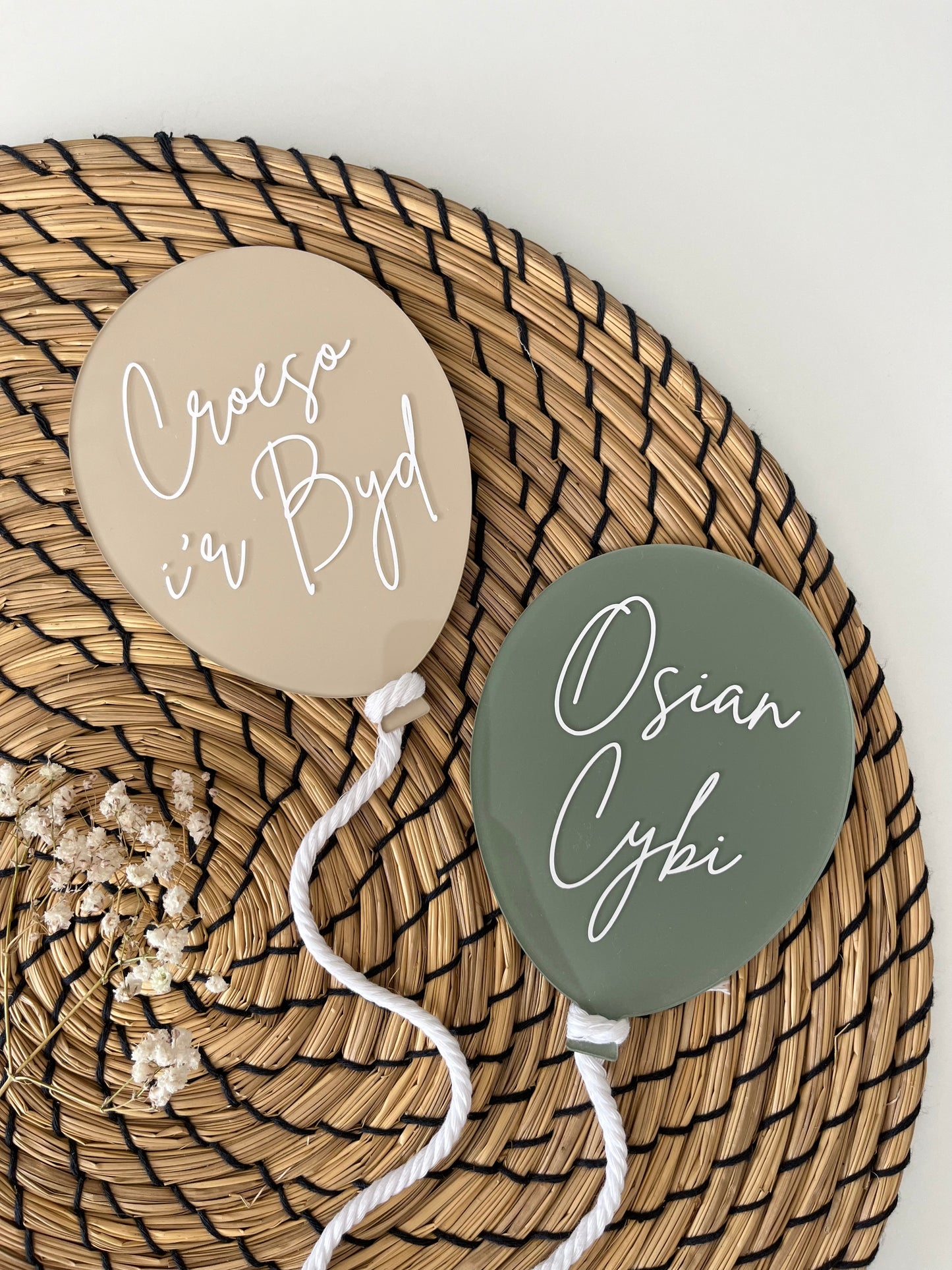 'Croeso i’r Byd' & Personalised Balloons (Duo)